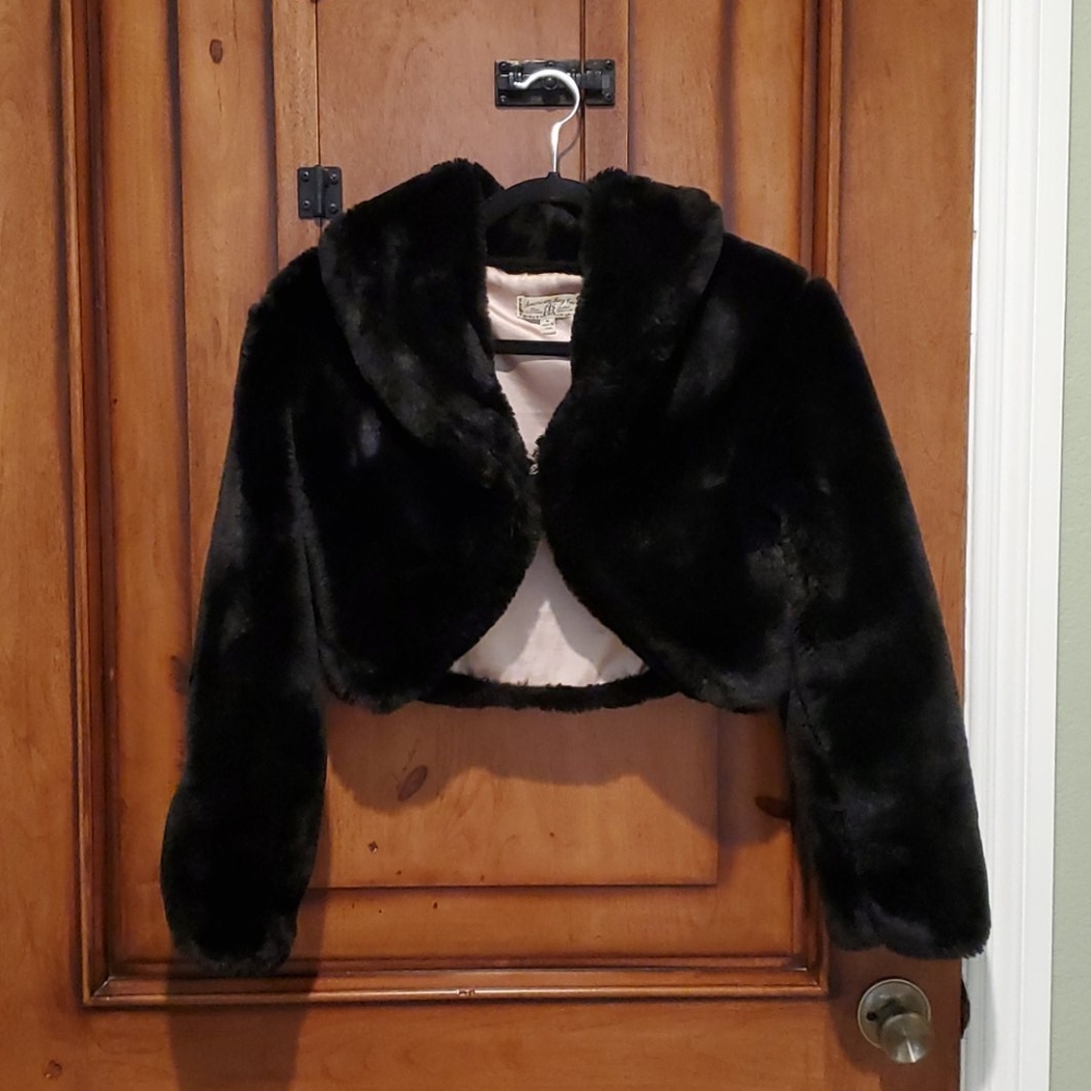 Faux fur shrug